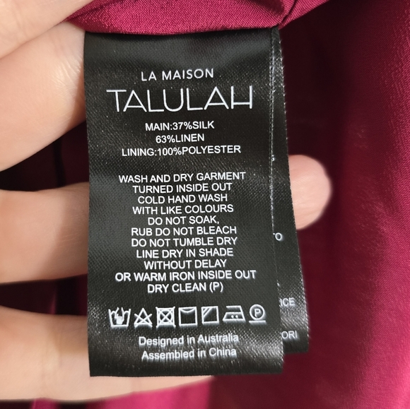 La Maison Talulah Barcelona Bloom Floral One Sleeve Mini Dress Silk Blen… - Picture 11 of 12